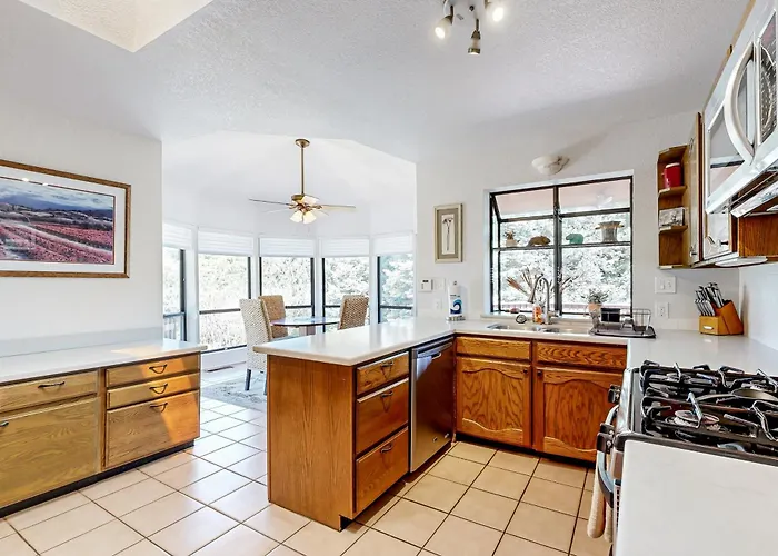 Rockridge Holiday home *